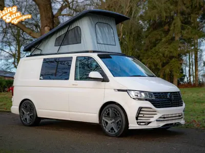 Second-hand VW Transporter Highline 150 CP (110 kW) 2022 Alb Van