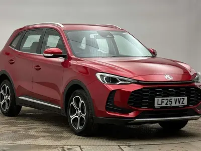 Usado MG ZS SE 2025 Vermelho SUV