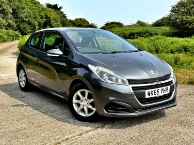 Used Peugeot 208 Active 82 HP (60 kW) 2015 Grey Hatchback