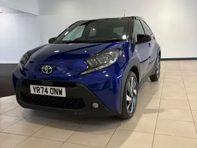 Used Toyota Aygo X 70 HP (51 kW) 2024 Blue SUV