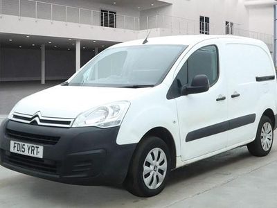 Used Citroën Berlingo 75 HP (55 kW) 2015 White MPV