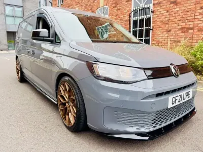 Begagnad VW Caddy Maxi Pro 122 HK (89 kW) 2021 Grå Minibuss