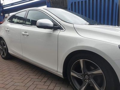 used Volvo V40 1.6 D2 R Design Euro 5 (s/s) 5dr