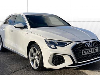 Begagnad Audi A3 e-tron S-Line 204 HK (150 kW) 2022 Vit Halvkombi