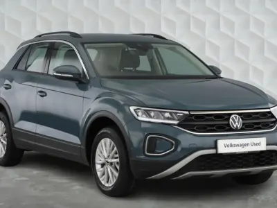 Used VW T-Roc Life 110 HP (80 kW) 2022 Blue SUV