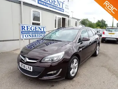 Used Vauxhall Astra SRi 110 HP (80 kW) 2014 Brown Estate