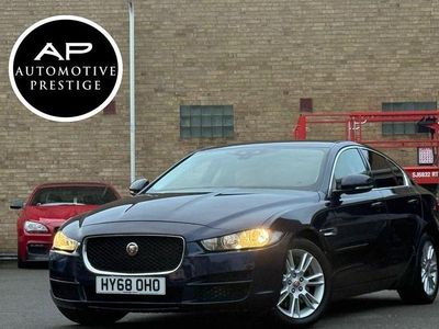 Used Jaguar XE Ingenium 200 HP (147 kW) 2018 Blue Sedan