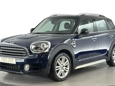 Used Mini Cooper Countryman Exclusive 136 HP (100 kW) 2019 Blue SUV