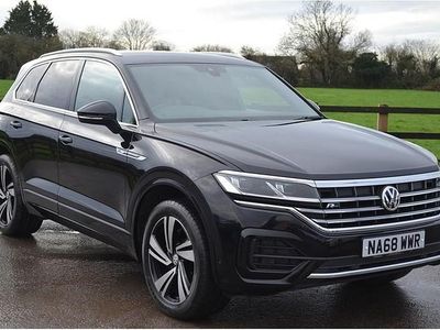 Black Used 2018 VW Touareg R-line SUV | £23,589 (A bit pricey)