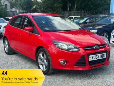 Used Ford Focus Zetec 2014 Red Hatchback