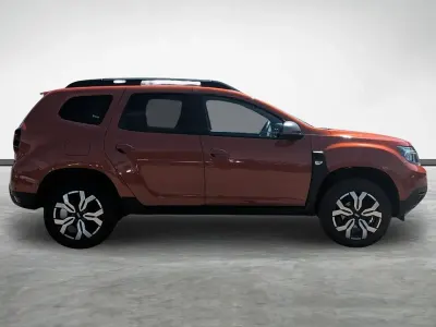 Used Dacia Duster Journey 89 HP (65 kW) 2023 Orange SUV