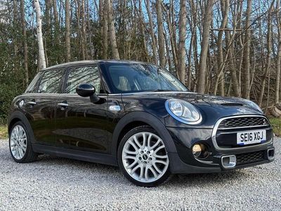 Used Mini Cooper S Hatch 192 HP (141 kW) 2016 Black Hatchback