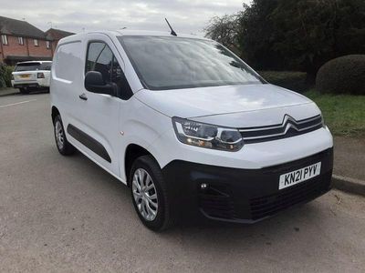 Used Citroën Berlingo 100 HP (73 kW) 2021 White MPV