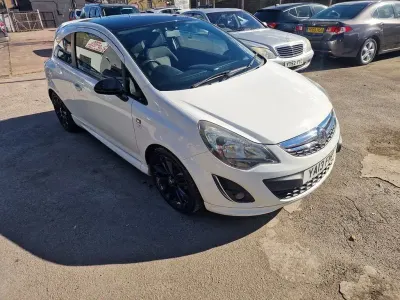 Used Vauxhall Corsa Edition 2013 White Hatchback