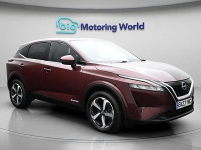 Begagnad Nissan Qashqai N-Connecta 190 HK (139 kW) 2023 Röd SUV