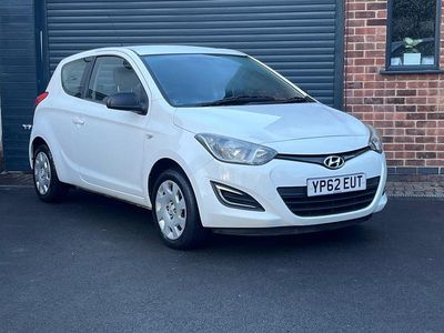 White Used 2012 Hyundai i20 Classic Hatchback | £1,299 (Super price)