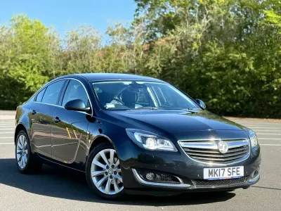 Begagnad Vauxhall Insignia Elite 2017 Grön Halvkombi