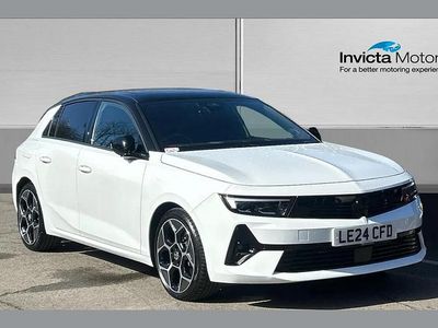 Used Vauxhall Astra Ultimate 180 HP (132 kW) 2024 White Hatchback