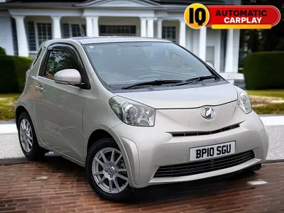Usado Toyota iQ 2010 Dourado Citadino