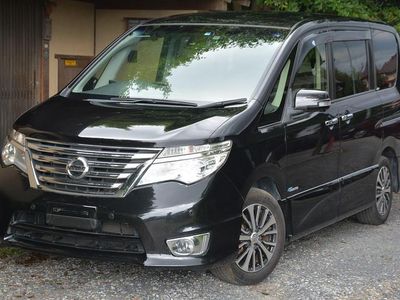 Black Used 2014 Nissan Serena MPV | £11,995 (Expensive)
