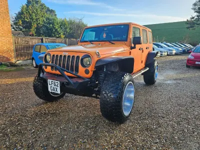 Used Jeep Wrangler Sahara 280 HP (205 kW) 2012 Orange SUV