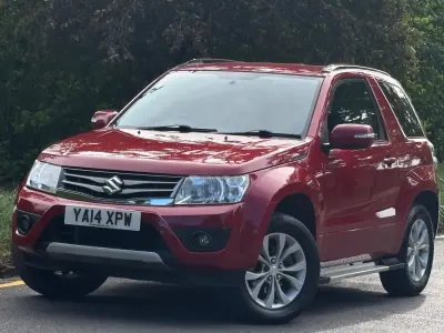 Usado Suzuki Grand Vitara SZ4 106 HP (77 kW) 2014 Vermelho SUV