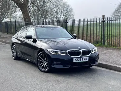 Begagnad BMW 320 Sport Line 190 HK (139 kW) 2019 Svart Sedan
