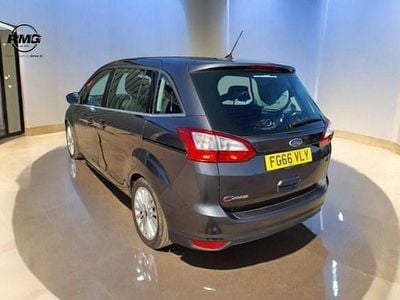 Used Ford Grand C-Max Titanium 120 HP (88 kW) 2016 Grey MPV