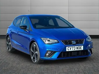 Used Seat Ibiza FR Sport 108 HP (79 kW) 2023 Blue Hatchback