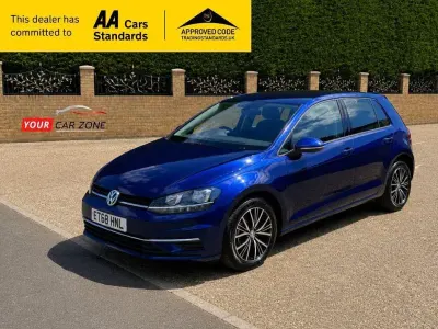 Used VW Golf VII SE 115 HP (84 kW) 2019 Blue Hatchback