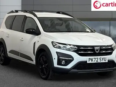 Used Dacia Jogger Extreme 110 HP (80 kW) 2022 White MPV