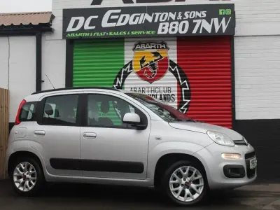 Usado Fiat Panda Lounge 85 HP (62 kW) 2016 Cinzento Citadino