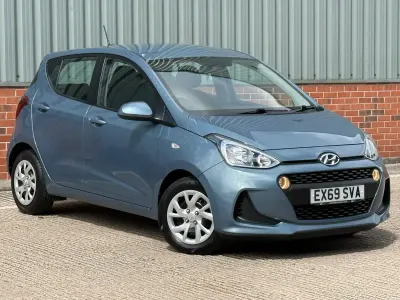Used Hyundai i10 SE 87 HP (63 kW) 2019 Blue Hatchback