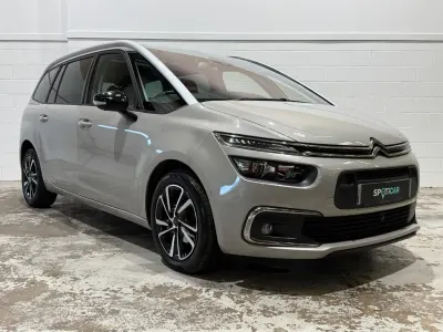 Używany Citroën Grand C4 Picasso Shine 130 KM (95 kW) 2022 Beżowy Minivan