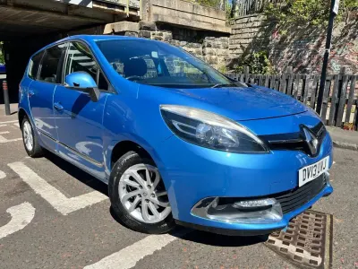 Usado Renault Grand Scénic III Dynamique 2013 Azul Monovolume