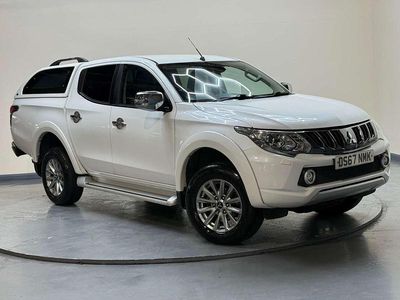 Used Mitsubishi L200 2017 White Pickup