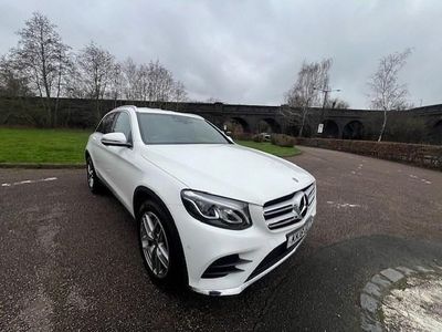 Used Mercedes GLC220 AMG line 170 HP (125 kW) 2018 White Estate
