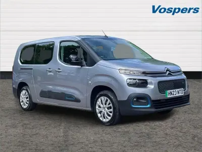 Usado Citroën e-Berlingo Feel 100 kW (136 CV) 2023 Gris Monovolumen