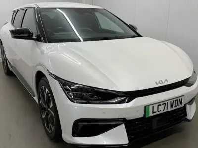 Used Kia EV6 GT-Line 236 kW (321 HP) 2021 White SUV