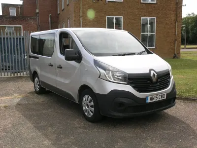 Used Renault Trafic Business 2015 Silver MPV
