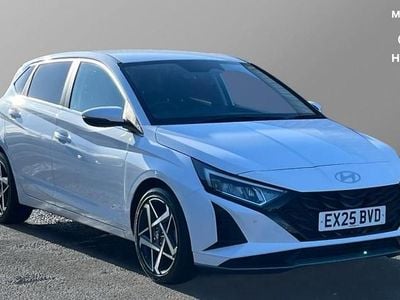 Used Hyundai i20 Premium 100 HP (73 kW) 2025 White Hatchback