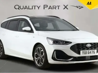 Usado Ford Focus ST-Line 120 HP (88 kW) 2022 Branco Carrinha