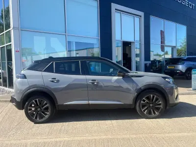 Second-hand Peugeot 2008 GT 129 CP (94 kW) 2023 Gri SUV