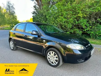 Used Chevrolet Lacetti SE 2010 Black Hatchback