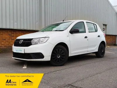 Used Dacia Sandero Essentiel 2019 White Hatchback