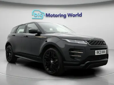 Używany Land Rover Range Rover evoque SE Dynamic 309 KM (227 kW) 2021 Czarny SUV