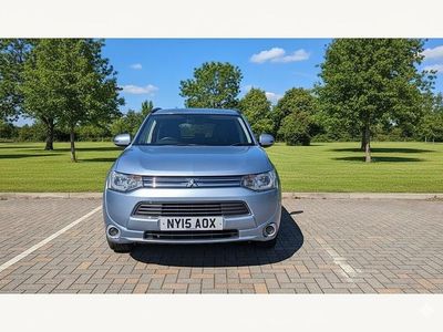 Used Mitsubishi Outlander P-HEV 2015 Blue Estate