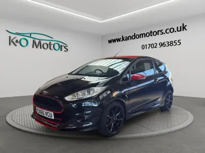 Used Ford Fiesta Zetec 140 HP (102 kW) 2015 Black Hatchback