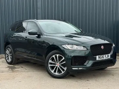 Used Jaguar F-Pace Portfolio 180 HP (132 kW) 2016 Green SUV