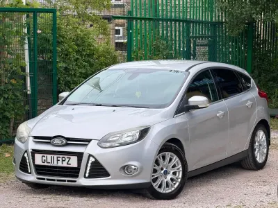 Used Ford Focus Titanium 2011 Silver Hatchback